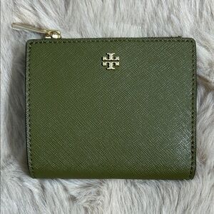 Tory Burch Olive Leather Zip Wallet